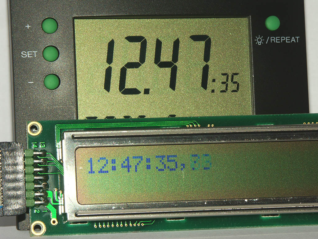 10MHz controlled precision LCD clock - the clock is driven by a 10MHz signal synced to GPS