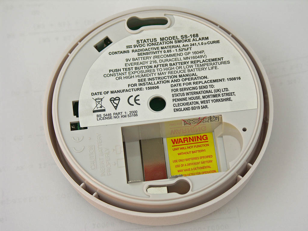 Ionization technology smoke alarm I bought to extract the Americium 241 alpha source within