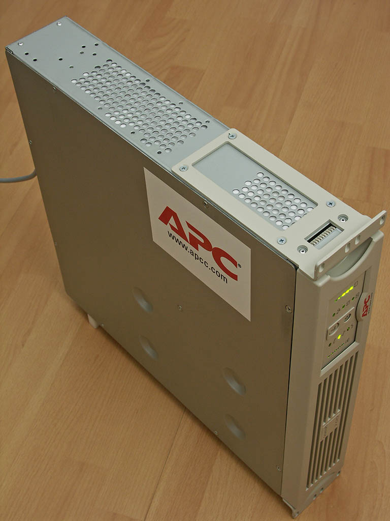 APC Smart-UPS 700 Rack-Mount Unit - for just 12 Euros on Ebay. I put in two batteries that I had stored for 5 years (I popped them open to fill up som...
