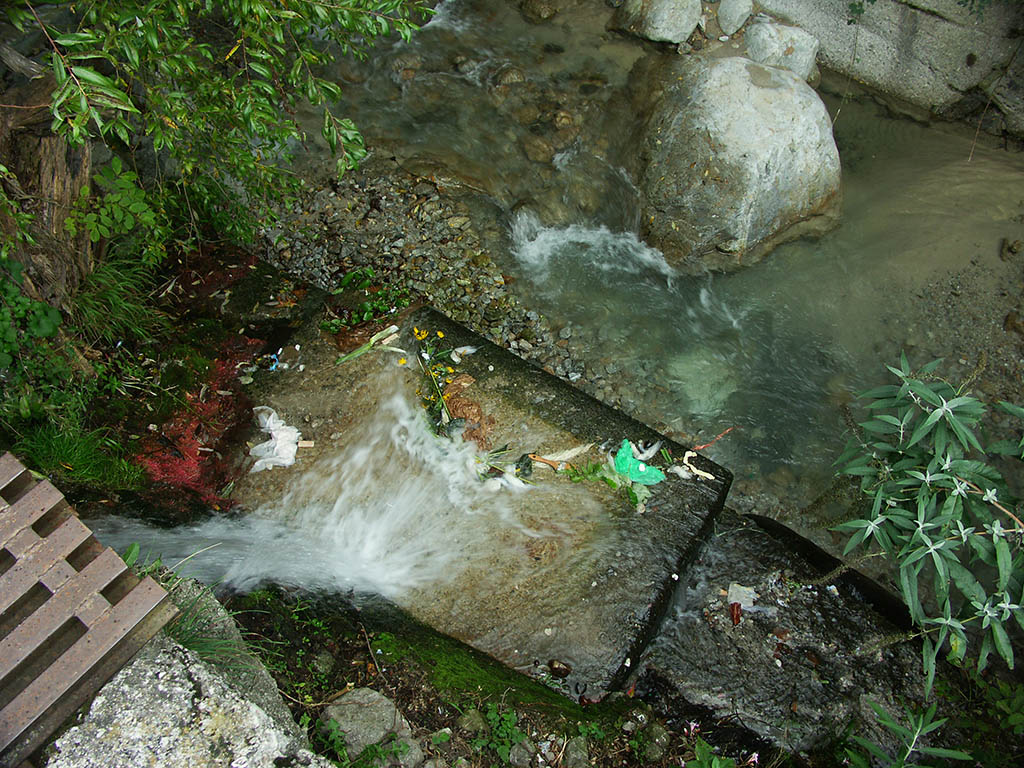 Things people dropped into the stream flowing through Saint-Martin-Vesubie, France