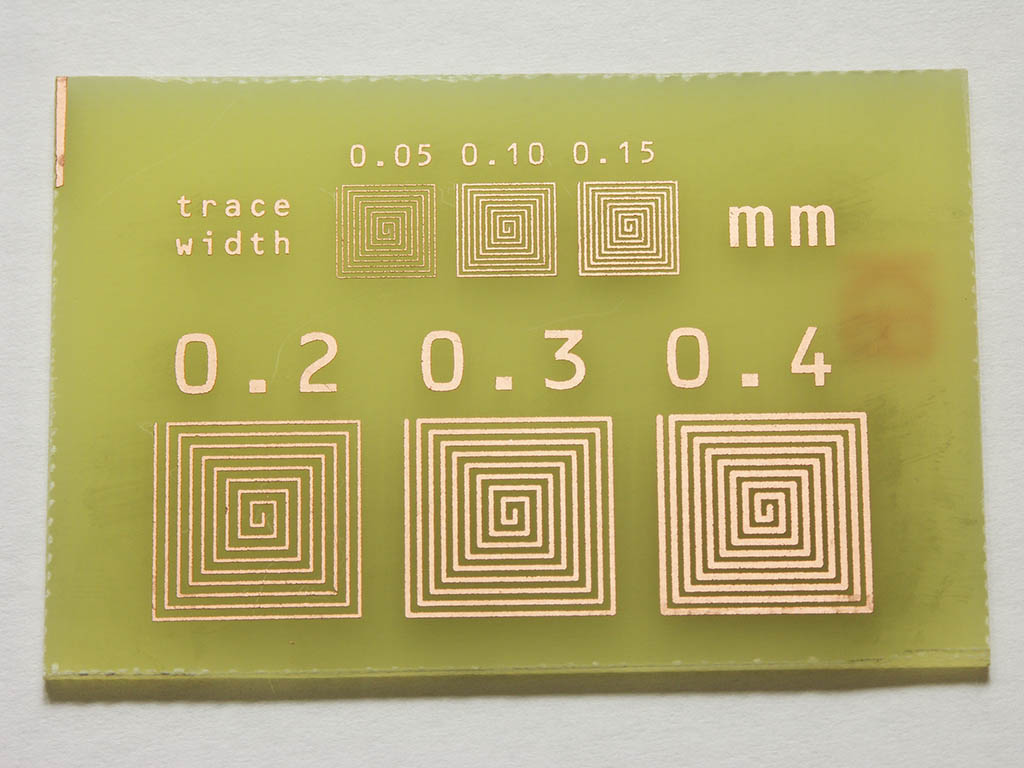 Trace width test - thinnest working trace is 0.1mm