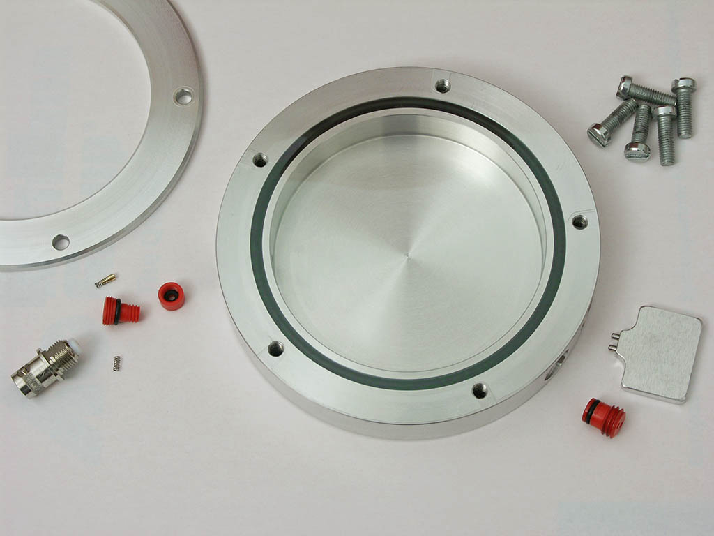 Self-made, pancake-style refillable Geiger-Mueller tube - Aluminum body, PVC insulators & valves, Viton O-rings