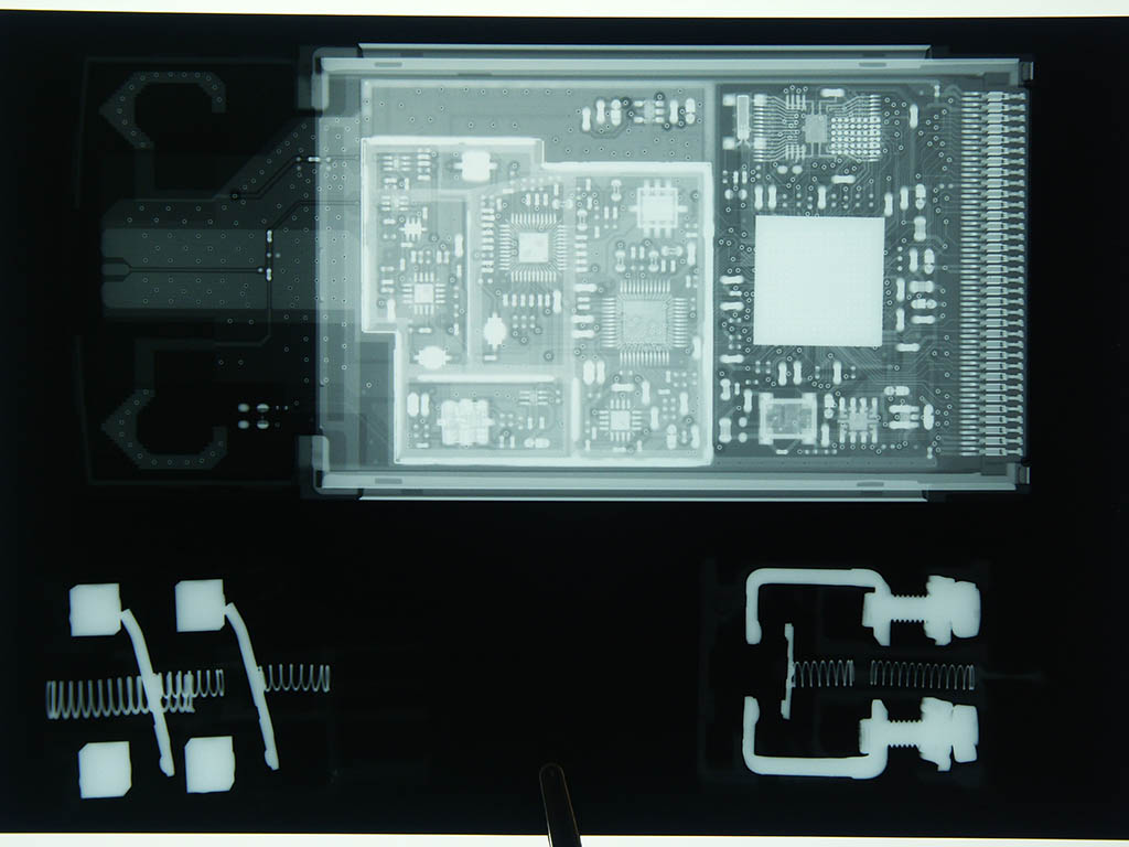 Netgear MA401 W-Lan PC card and 2 switches